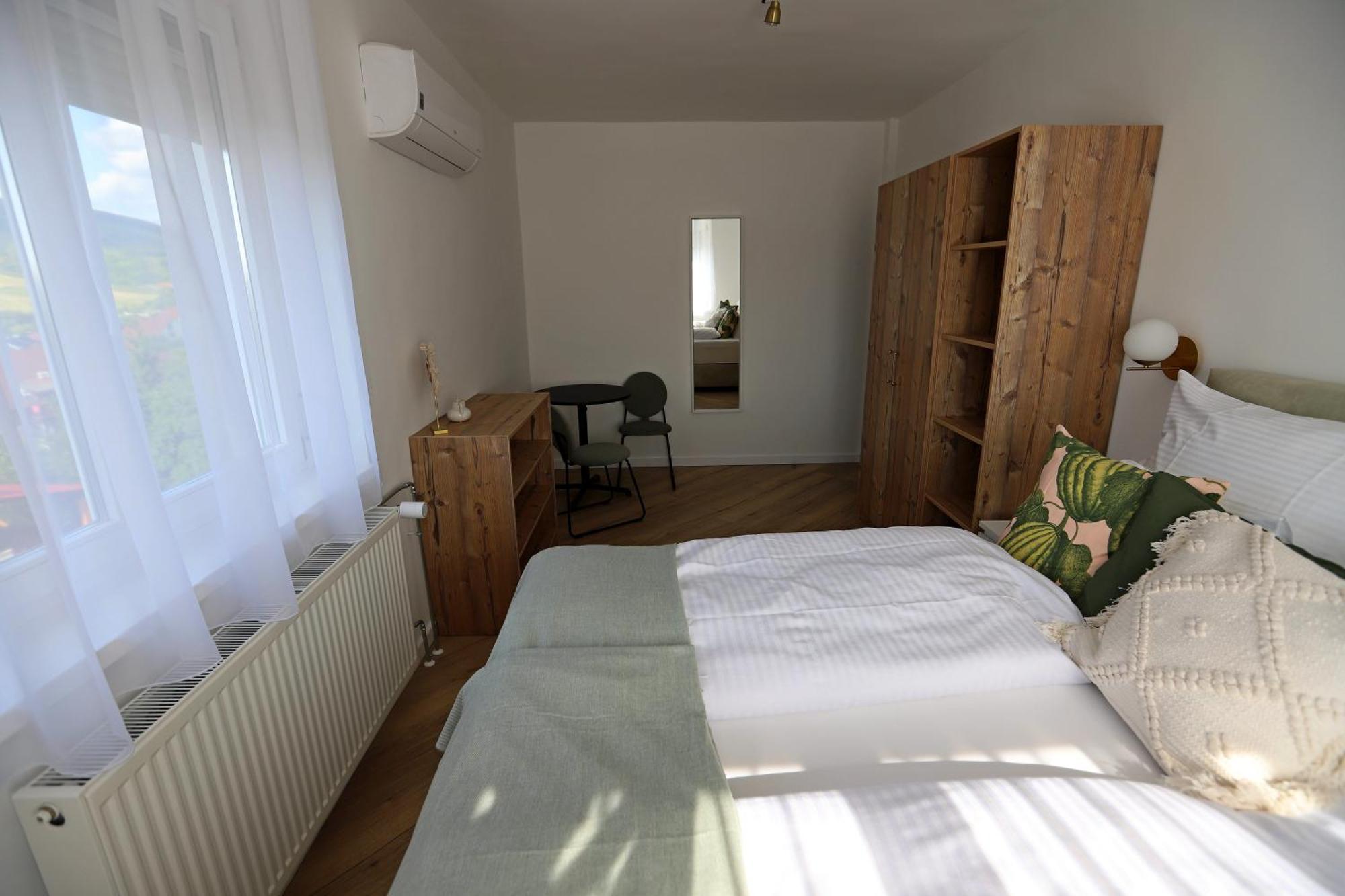Natali Apartmanhaz Eger Exteriér fotografie